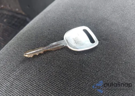 2005 Chevrolet Silverado K2500 Heavy Duty from USA, damaged, VIN 1GCHK23U25F824111